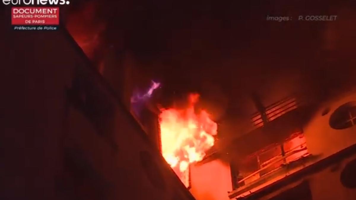 franta_incendiu_paris