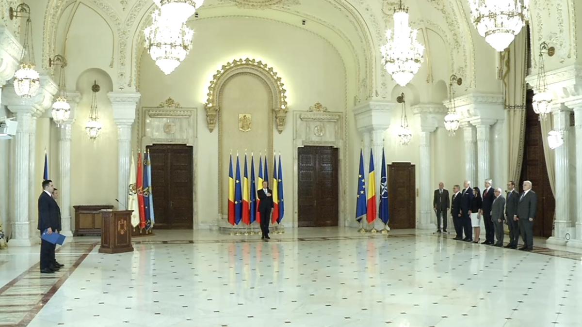 klaus_iohannis_ceremonie_investitura