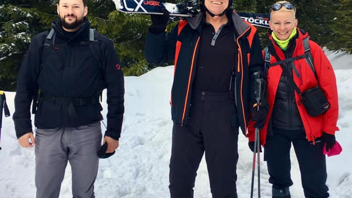 klaus_iohannis_schi_poza_facebook