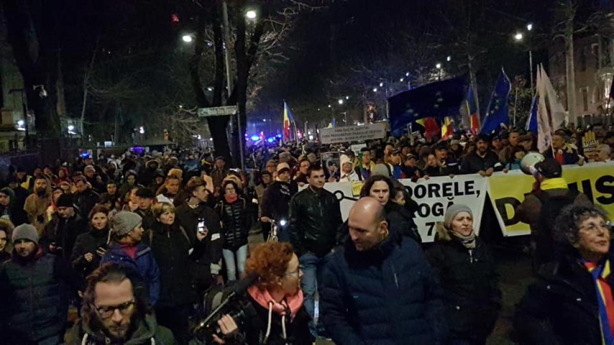 proteste_noaptea_bucuresti_iarna