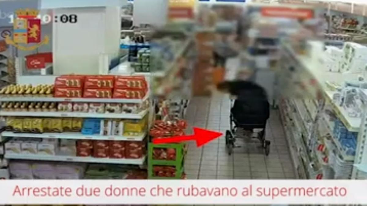italia_femei_prinse_la_furat_supermarket