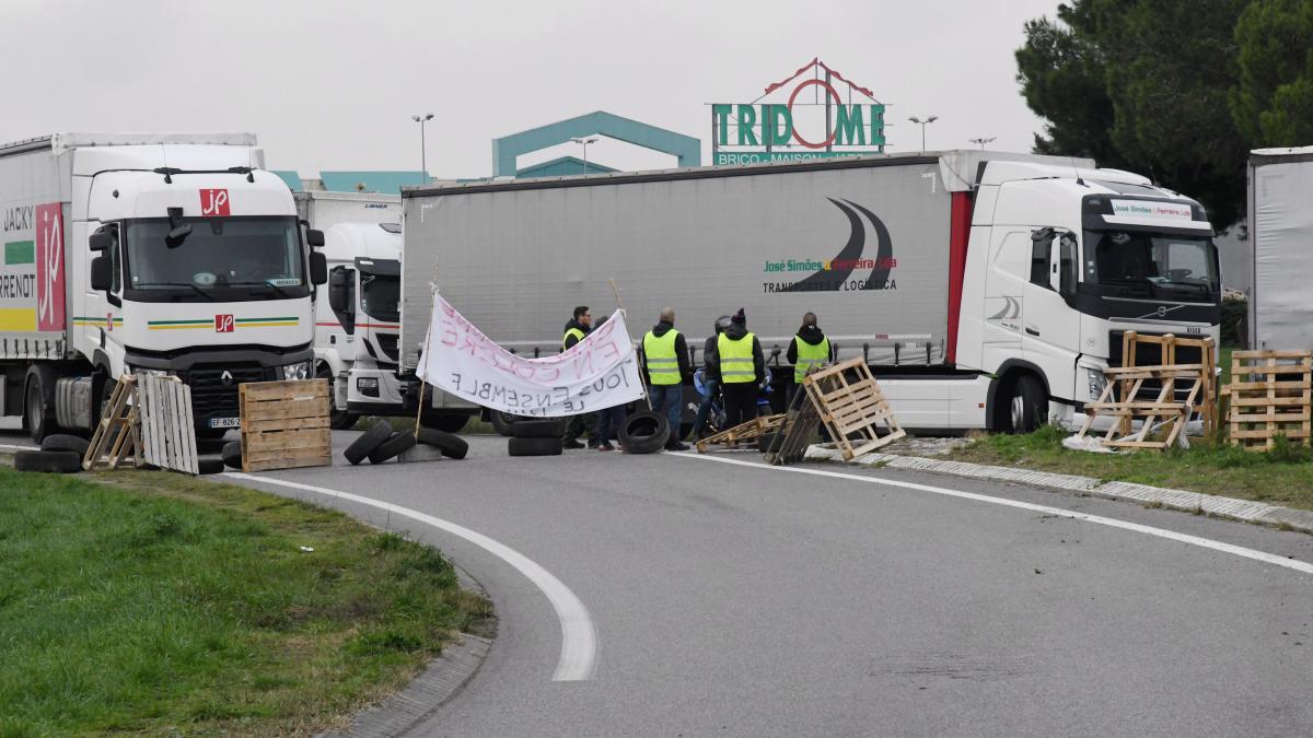 sofer_roman_tir_blocat_franta