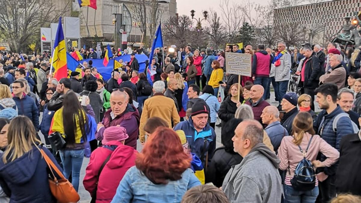 protest_30_martie_piata_universitatii_2
