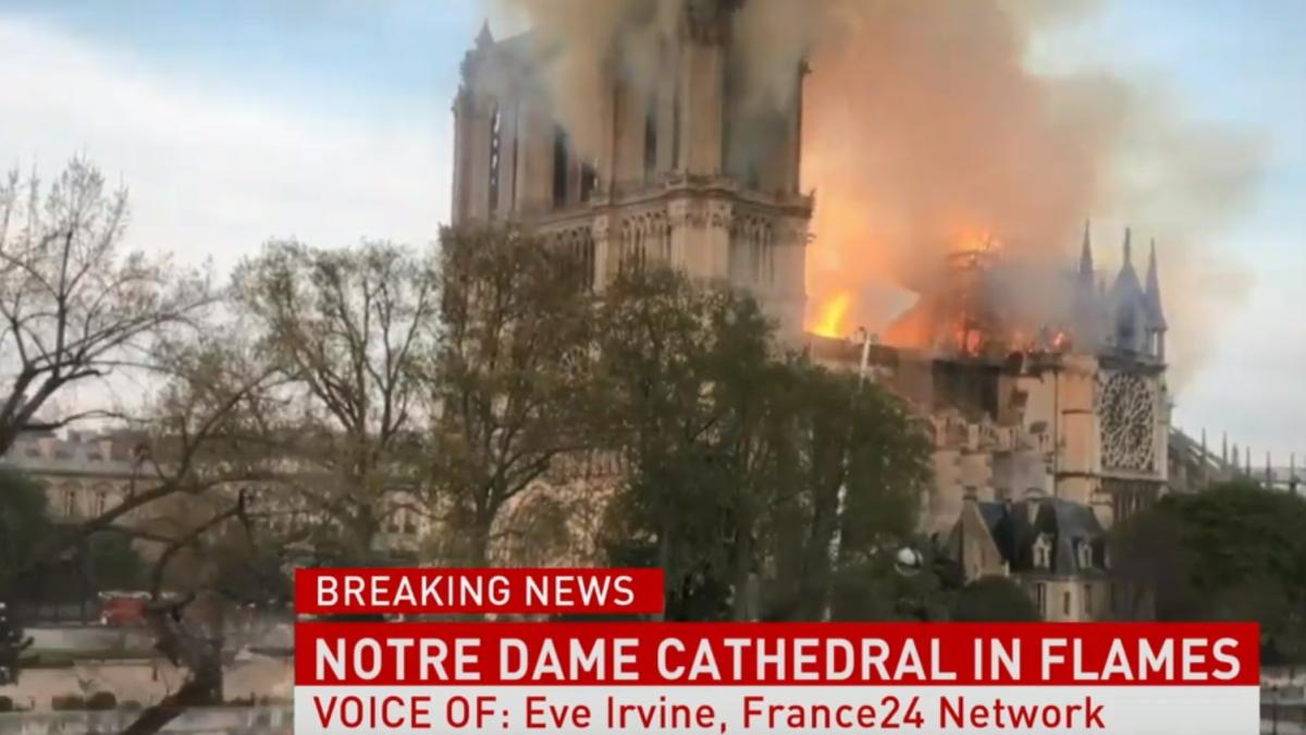 catedrala_notre_dame_paris_flacari