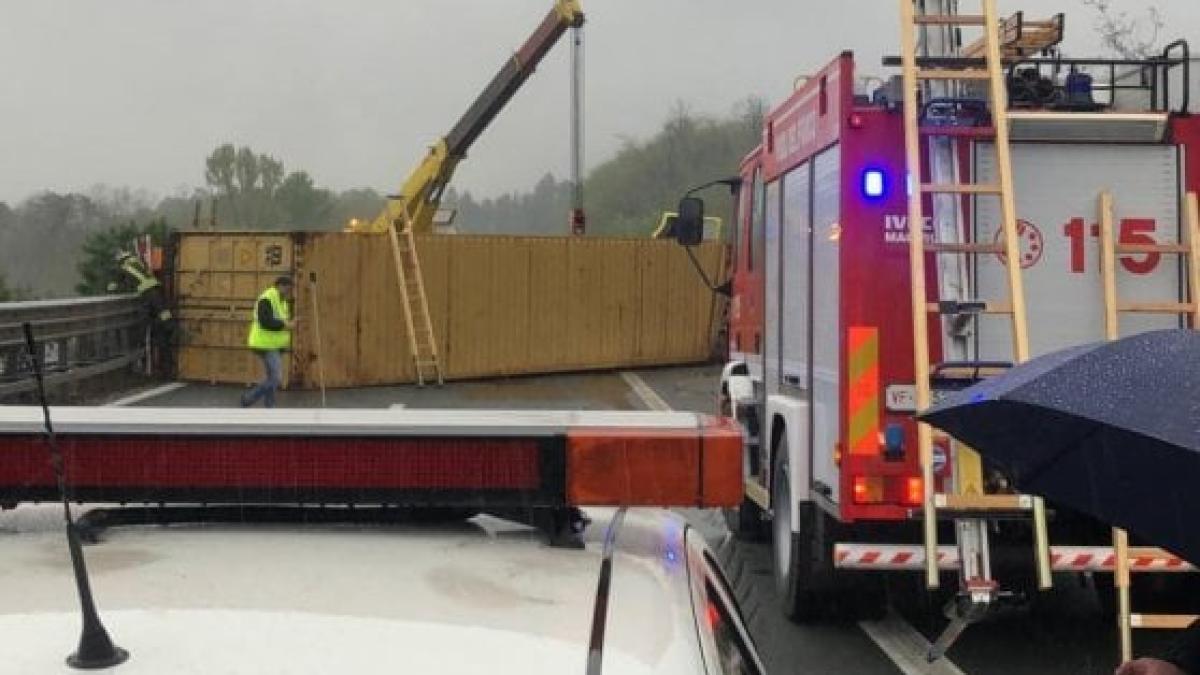 italia_accident_sofer_roman_tir_autostrada_a15_2