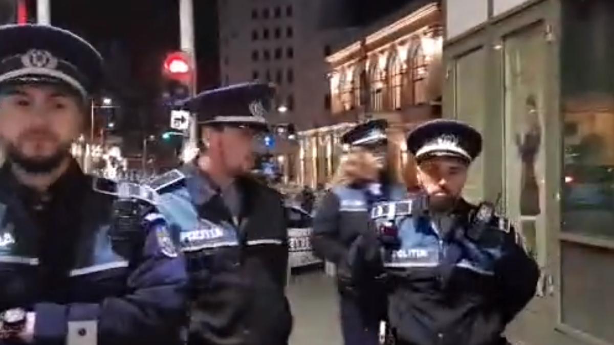 politisti_low_quality