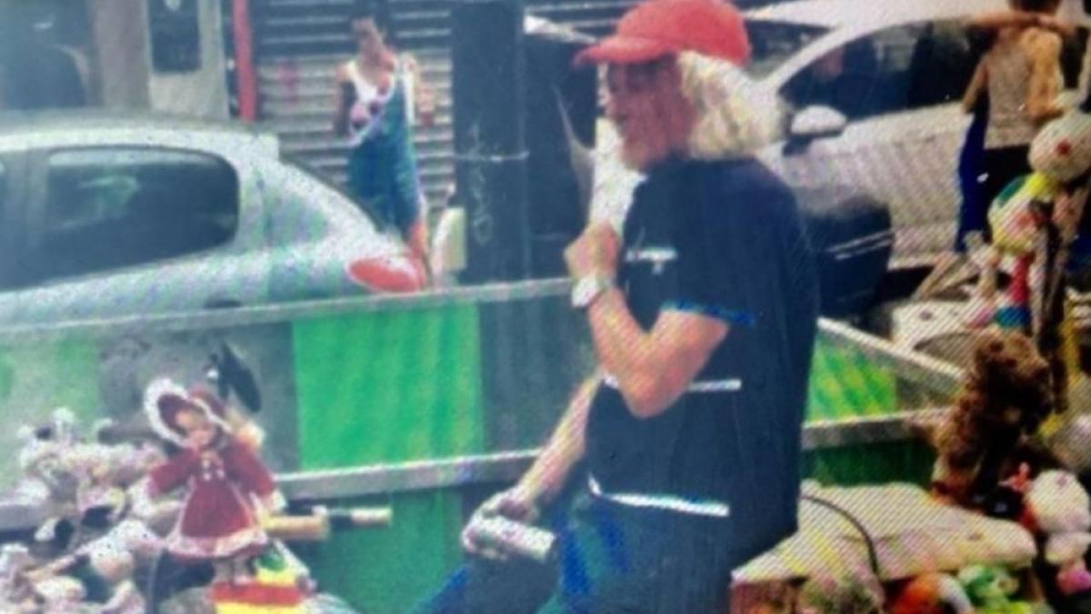 andrei_om_al_strazii_franta_paris_omagiu_leparisien_fr1