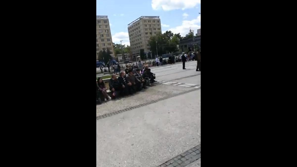 miting_psd_iasi_oameni