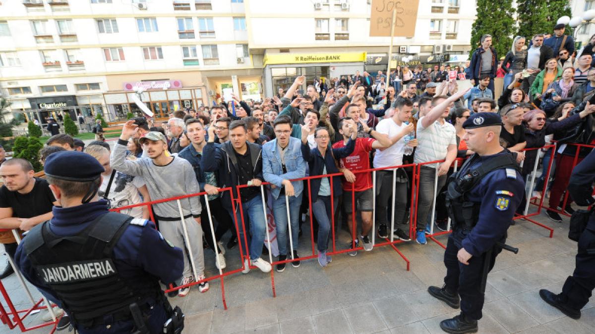 proteste_varajandarmi