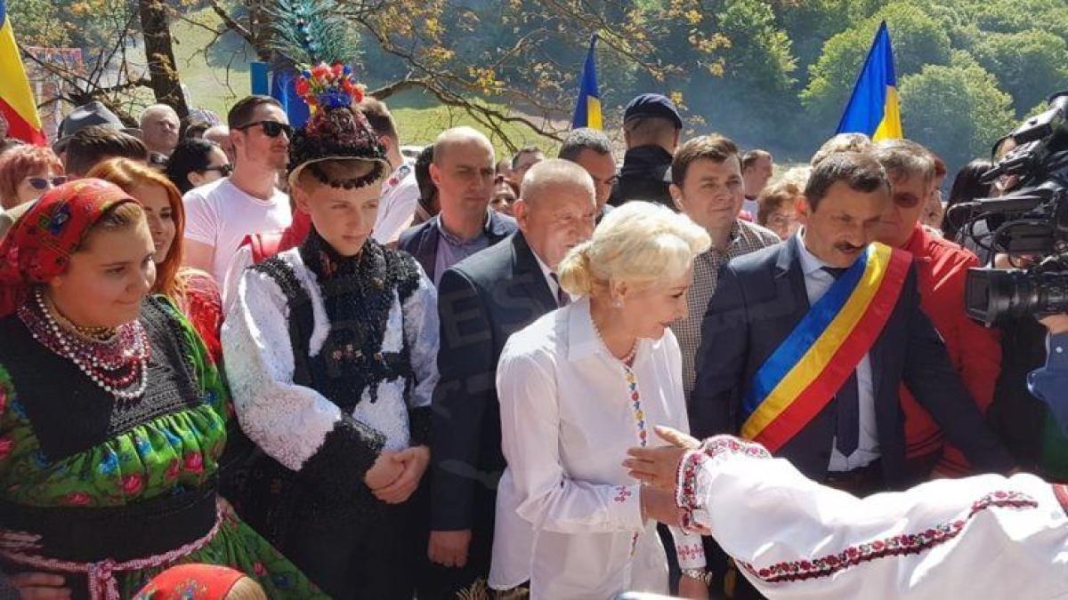 viorica_dancila_sambra_oilor_facebook_psd_satu_mare