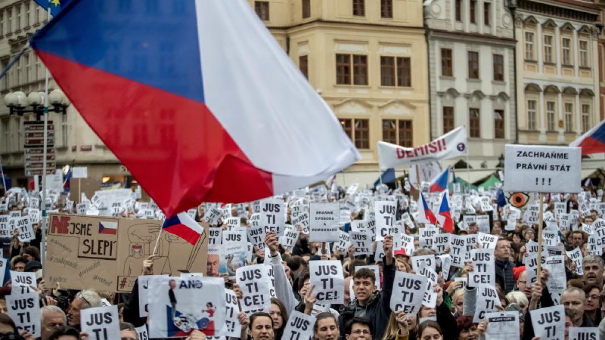 protest_cehia_29_aprilie