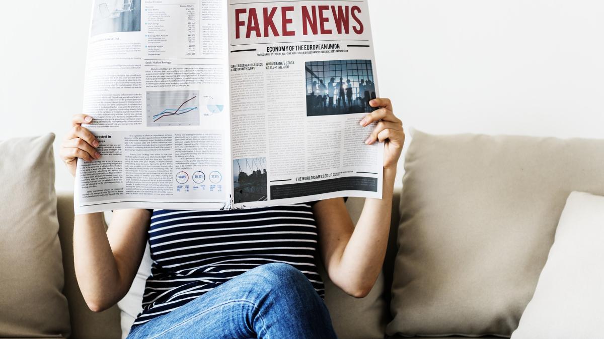 fake_news_stiri_false_pixabay
