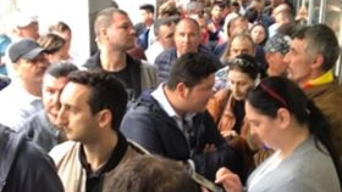 coada_sectie_votare_stuttgart_2