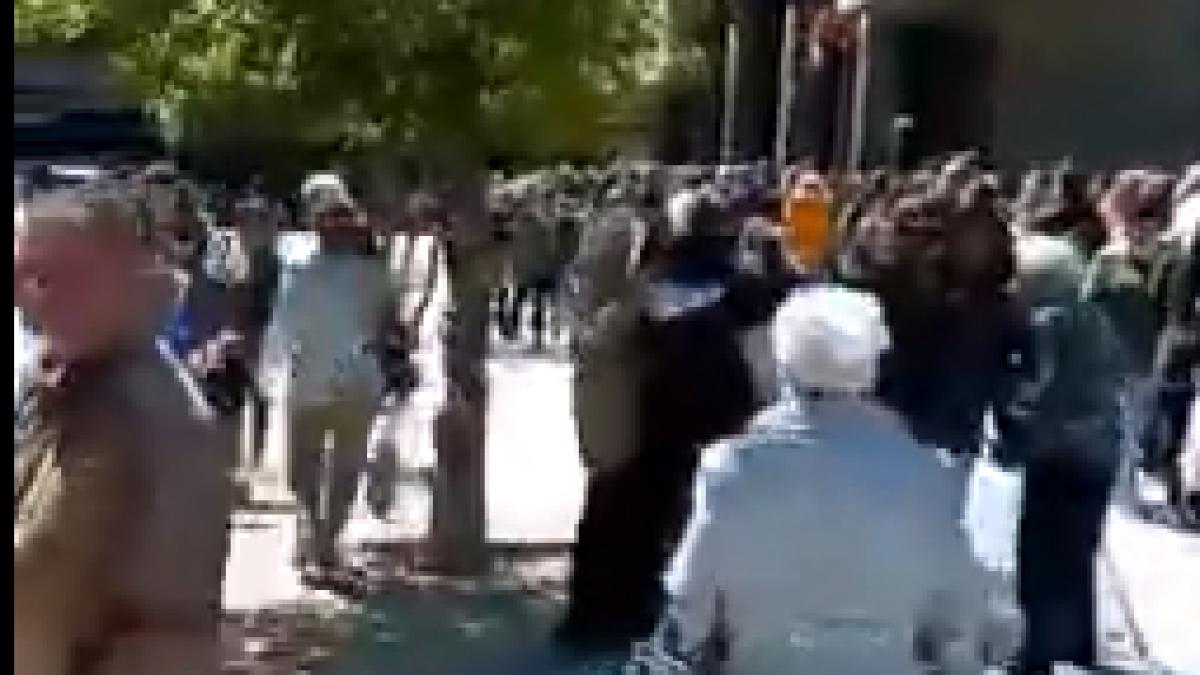 coada_sectie_de_votare_zaragoza_spania