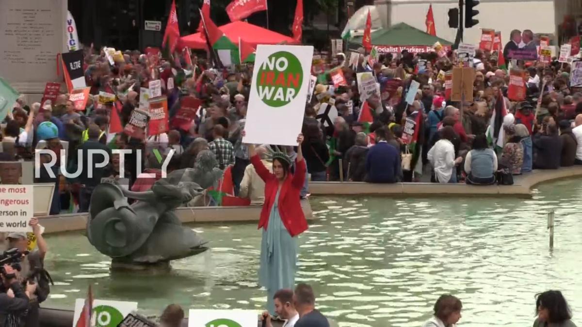 donald_trump_asteptat_cu_proteste_londra