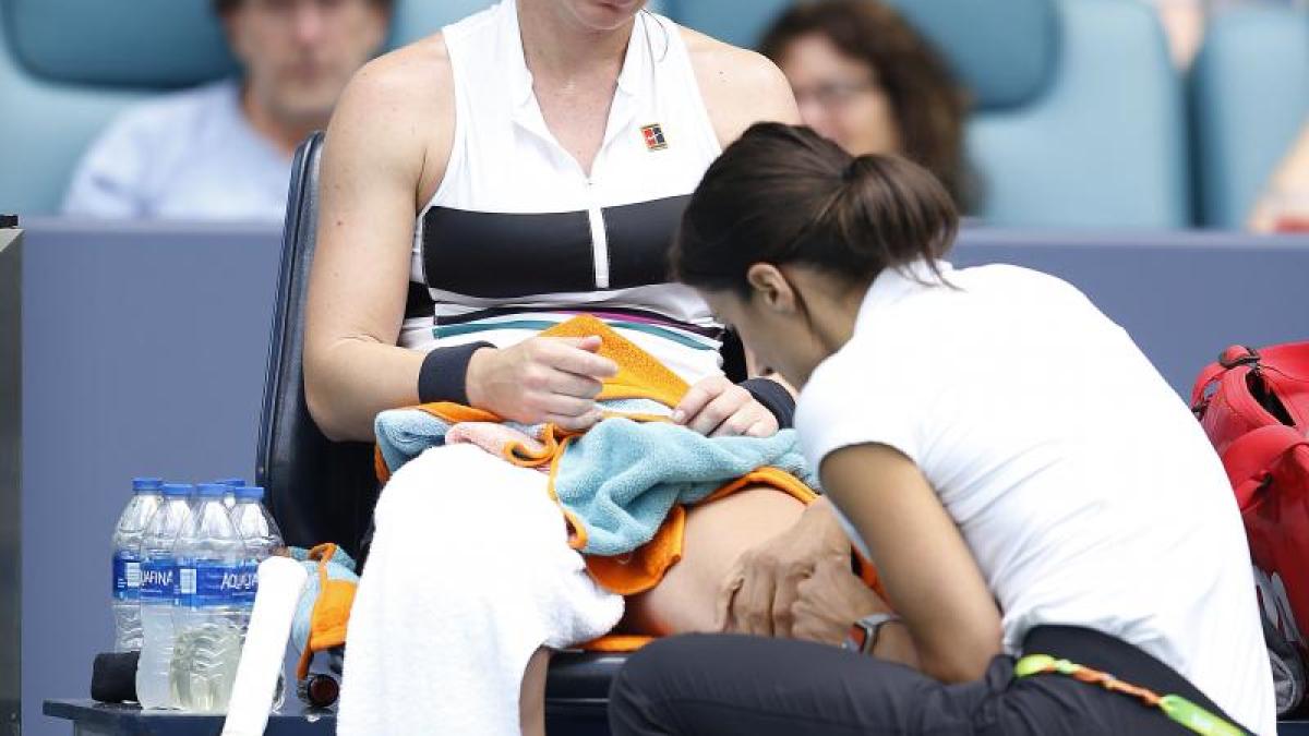 simona_halep_miami_accident