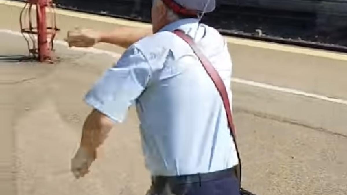 controlor_uitat_peron