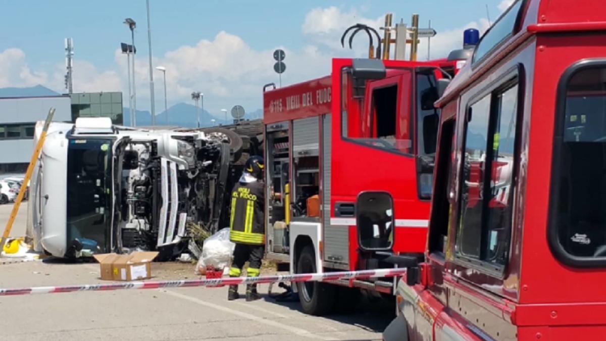 italia_accident_sofer_roman_tir_i_s_a_facut_rau_la_volan_din_cauza_caldurii