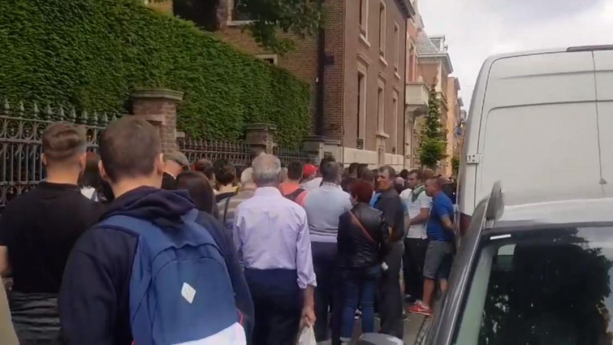 marea_britanie_cozi_vot