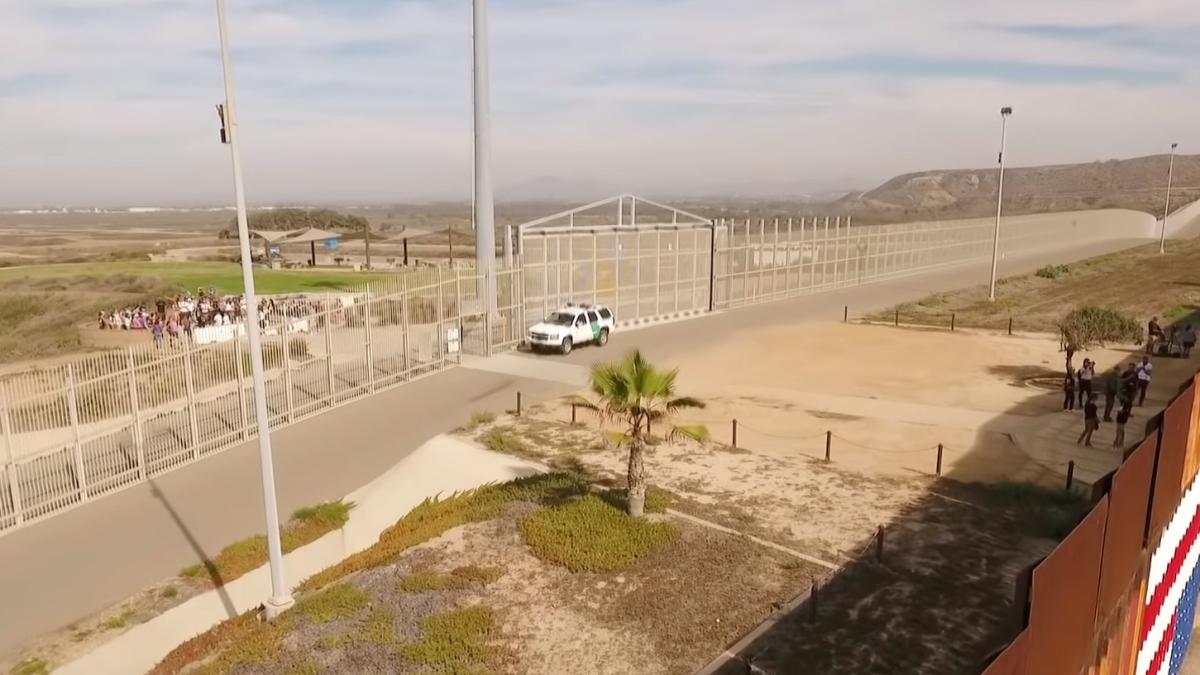 marele_zid_american_captura