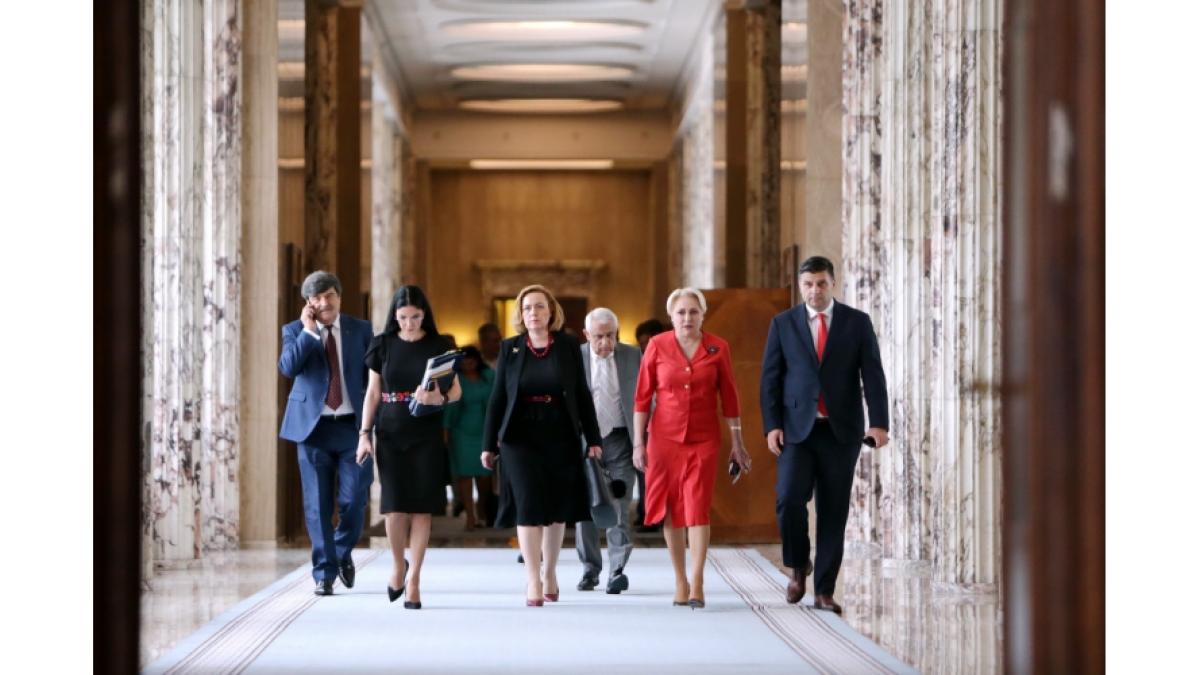 viorica_dancila_ministri_sedinta_guvern_gov_06_07_2019
