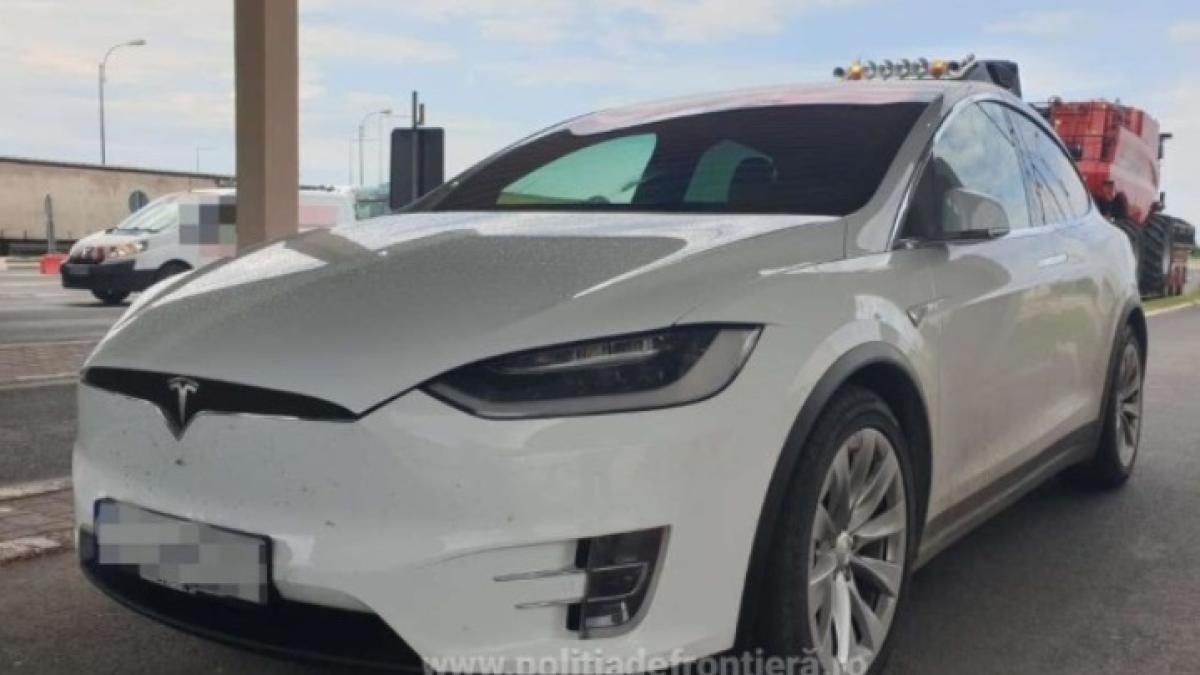 tesla_politia_de_frontiera