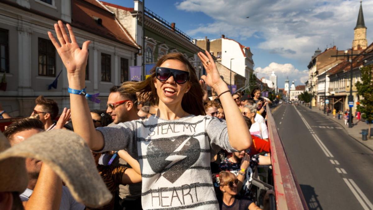 untold_muzica_distractie