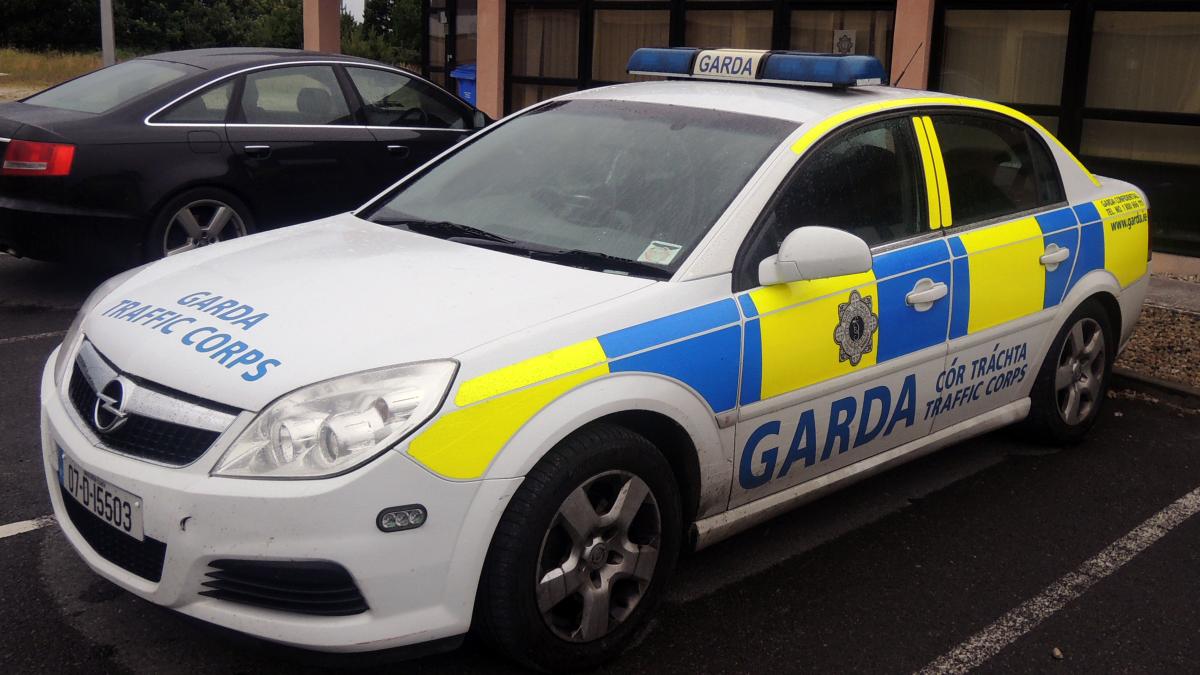 politia_irlanda_garda_politie_flick