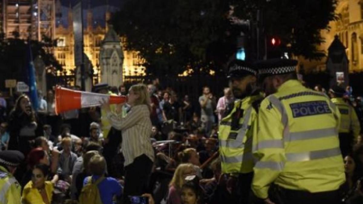 londra_protest_dupa_ce_boris_johnson_a_suspendat_activitatea_parlamentului