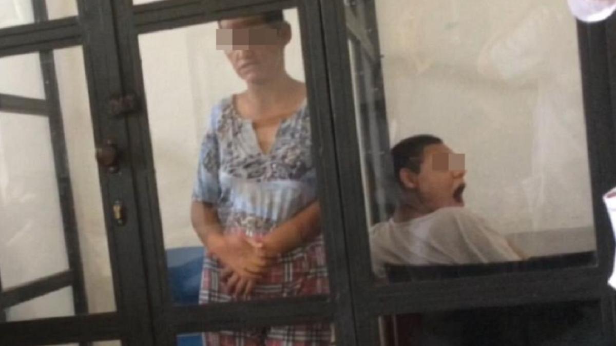 sighetu_marmatiei_centru_pacienti_tinuti_legati_si_in_custi