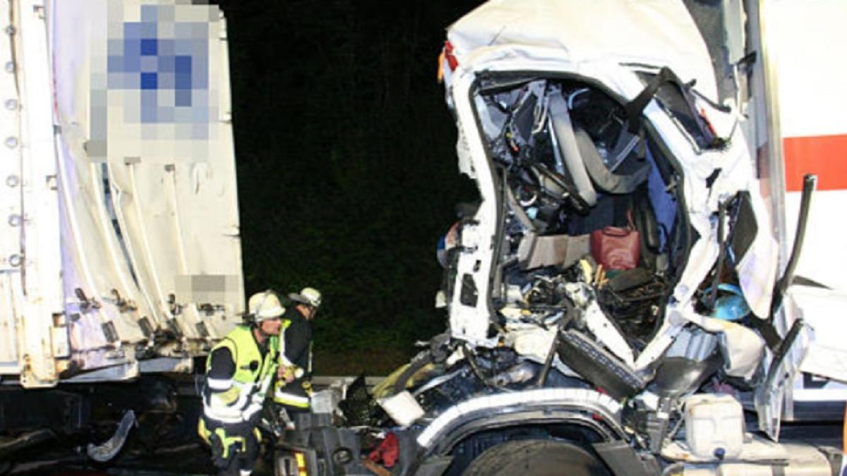 germania_soferi_romani_tir_accident_grav_transportati_la_spital