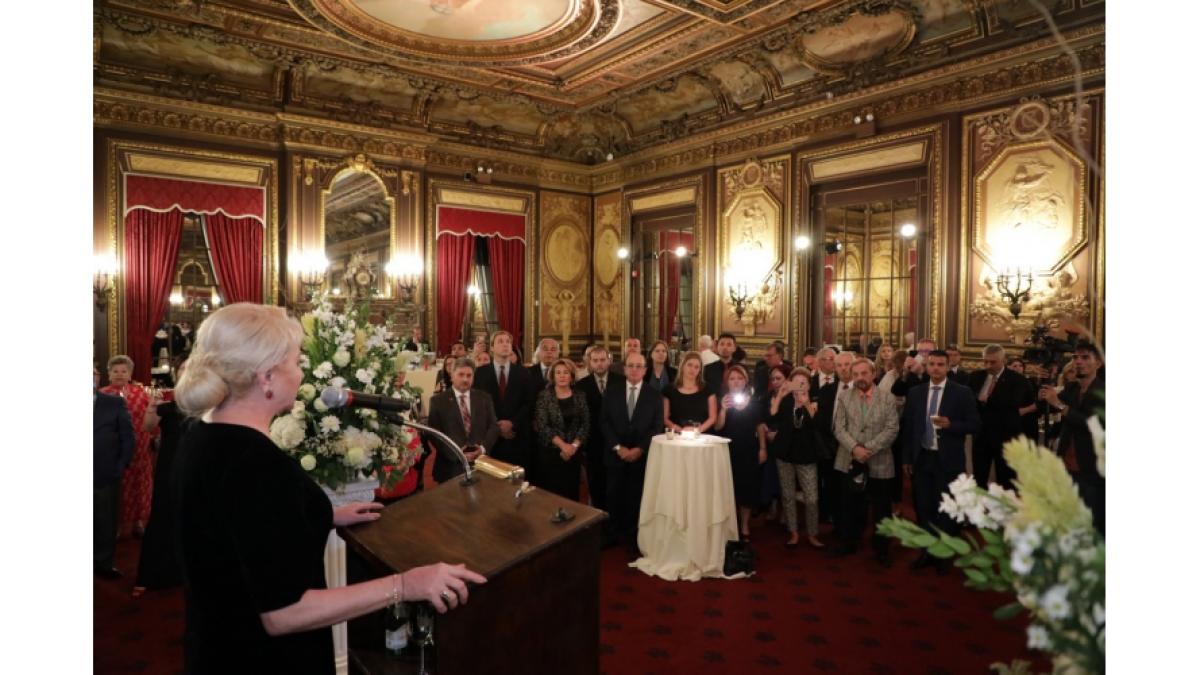 viorica_dancila_intalnire_romani_new_york