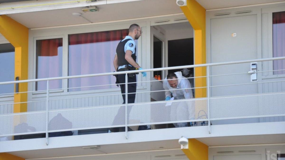 crima_franta_politie_hotel