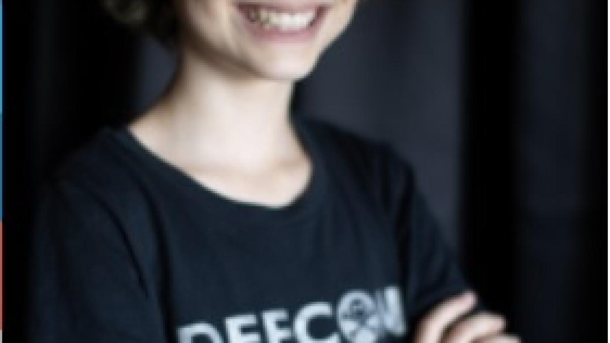 bianca_lewis_hackerita_romanca_sua_sursa_def_camp