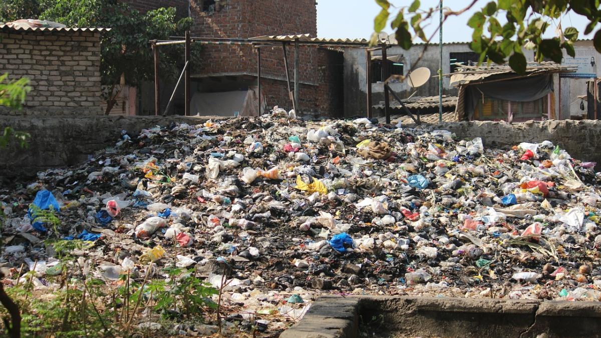 gunoi_mizerie_groapa