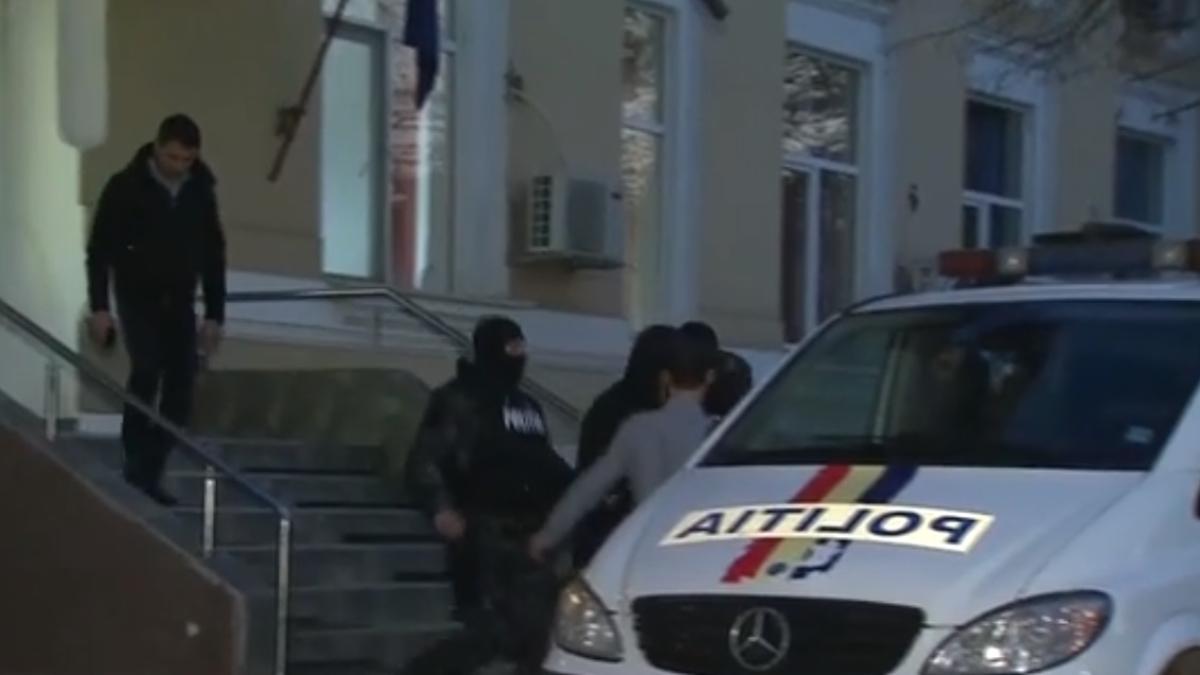 cristian_borcea_catuse_politie_captura_observator2