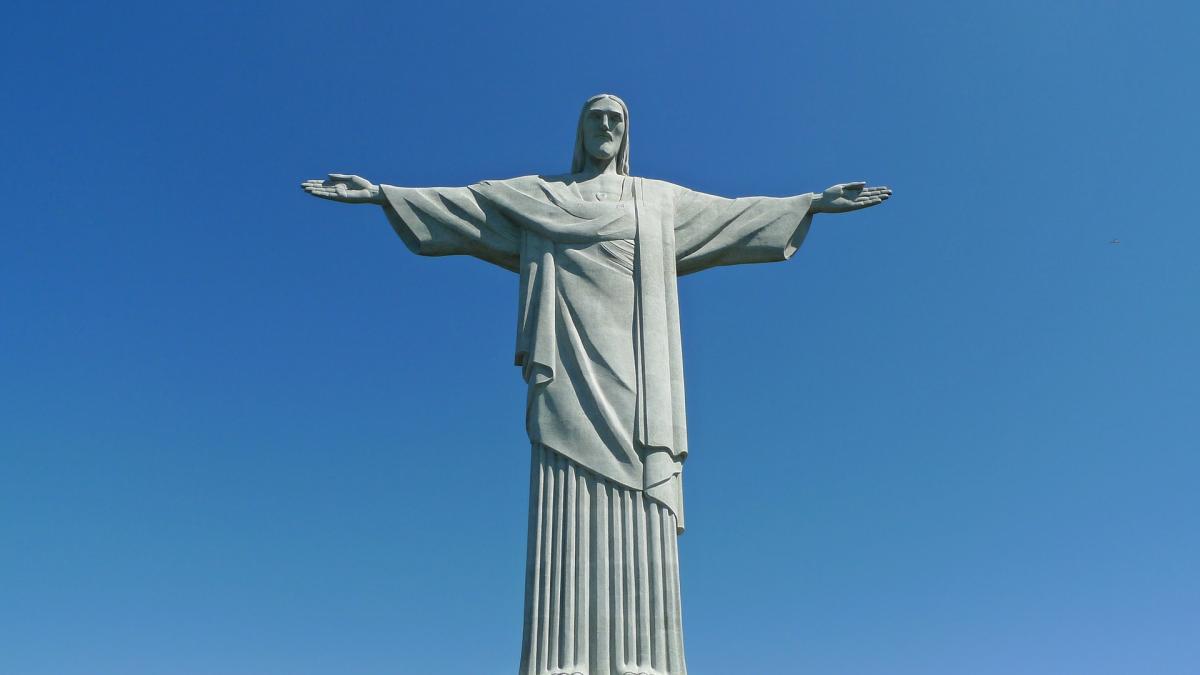 brazilia_statuie_rio_de_janeiro