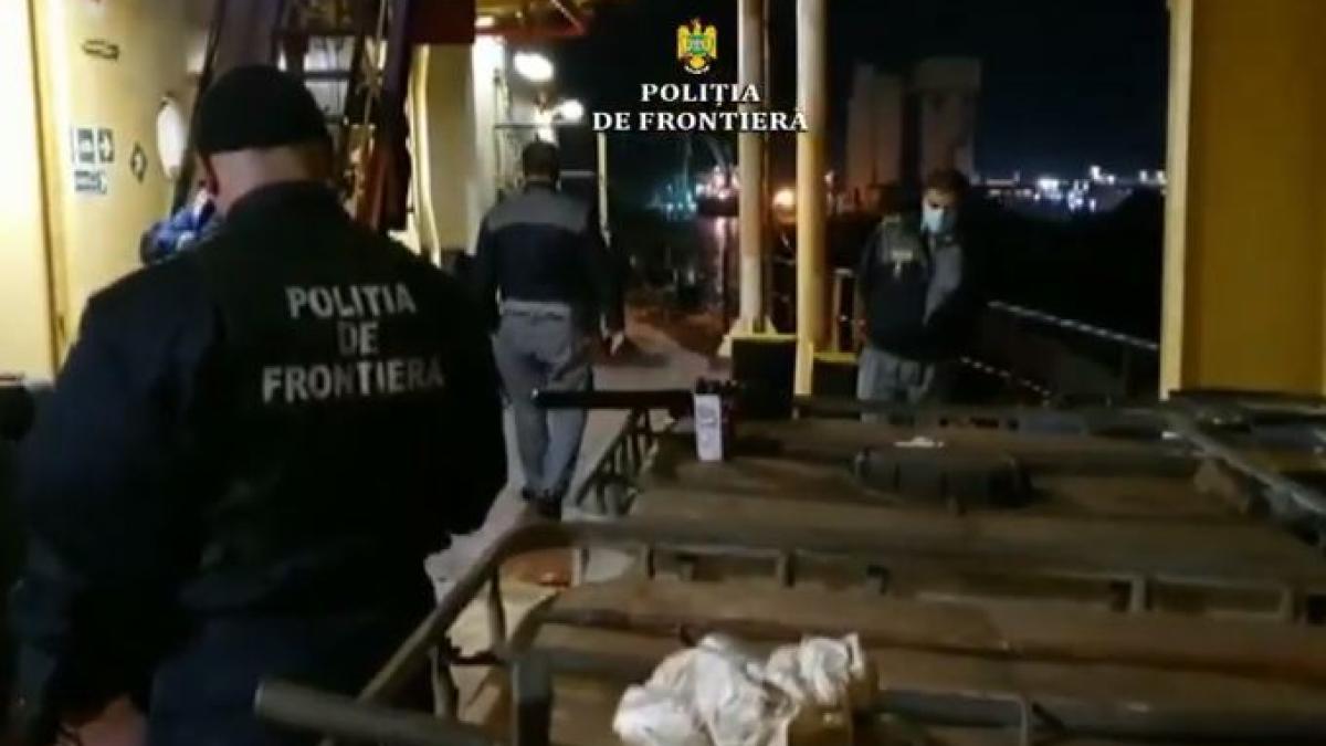 politia_frontiera_nava_algerieni