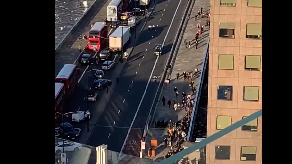 atac_armat_centrul_londrei_marea_britanie_2