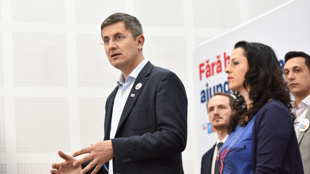 dan_barna_poza_facebook_5_mai