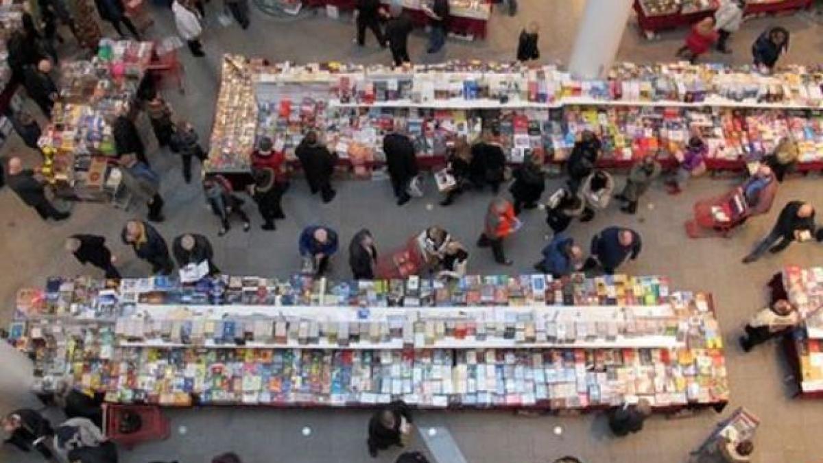 craciun_islanda_carti