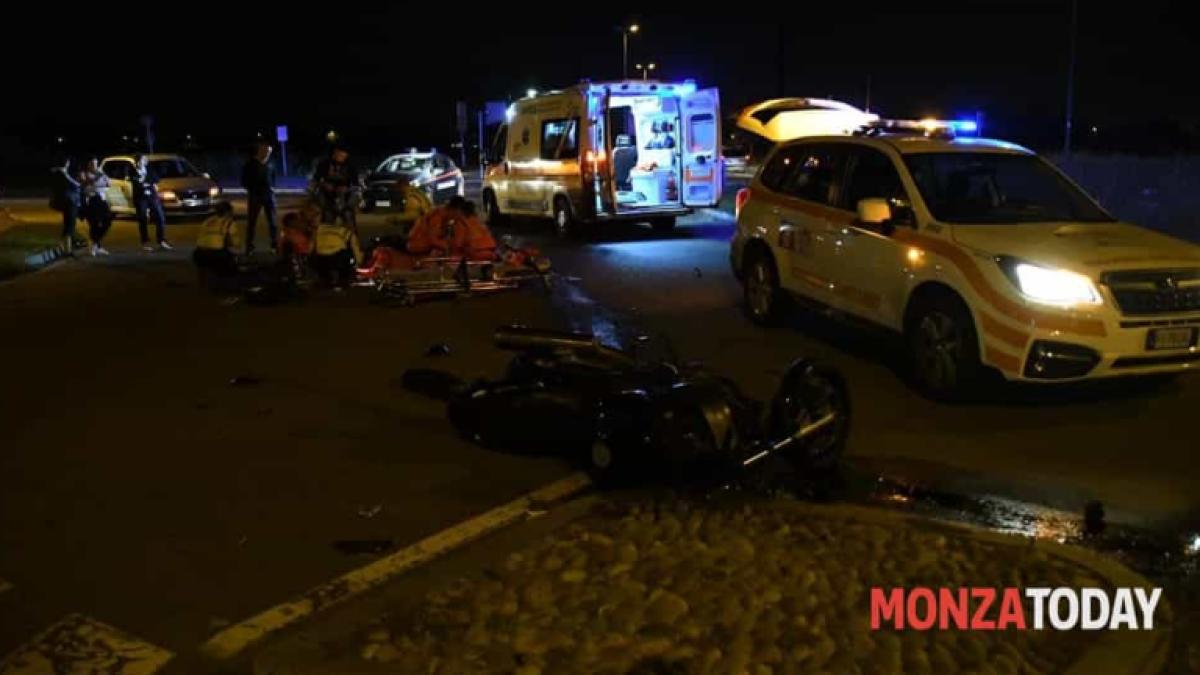 roman_24_de_ani_accident_motocicleta