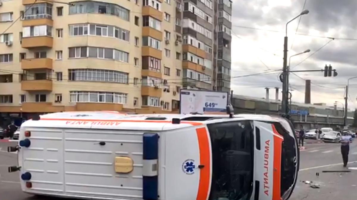 ambulanta_rasturnata_accident_cluj