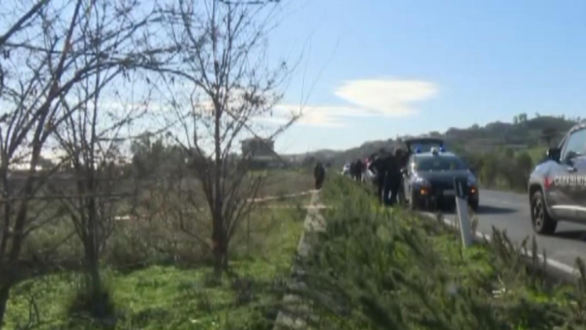 roman_ucis_italia_camp_carabinieri