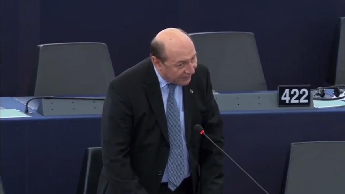 traian_basesc_plenul_pe