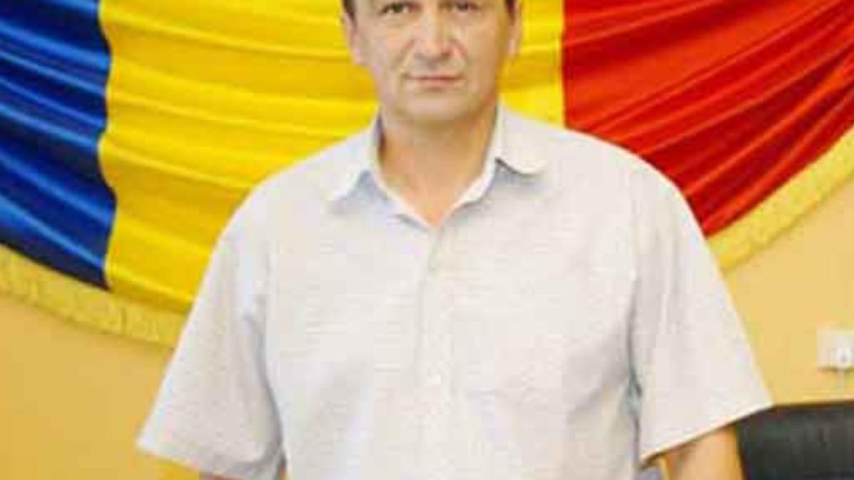 iona_baicea_primar_arges_demis