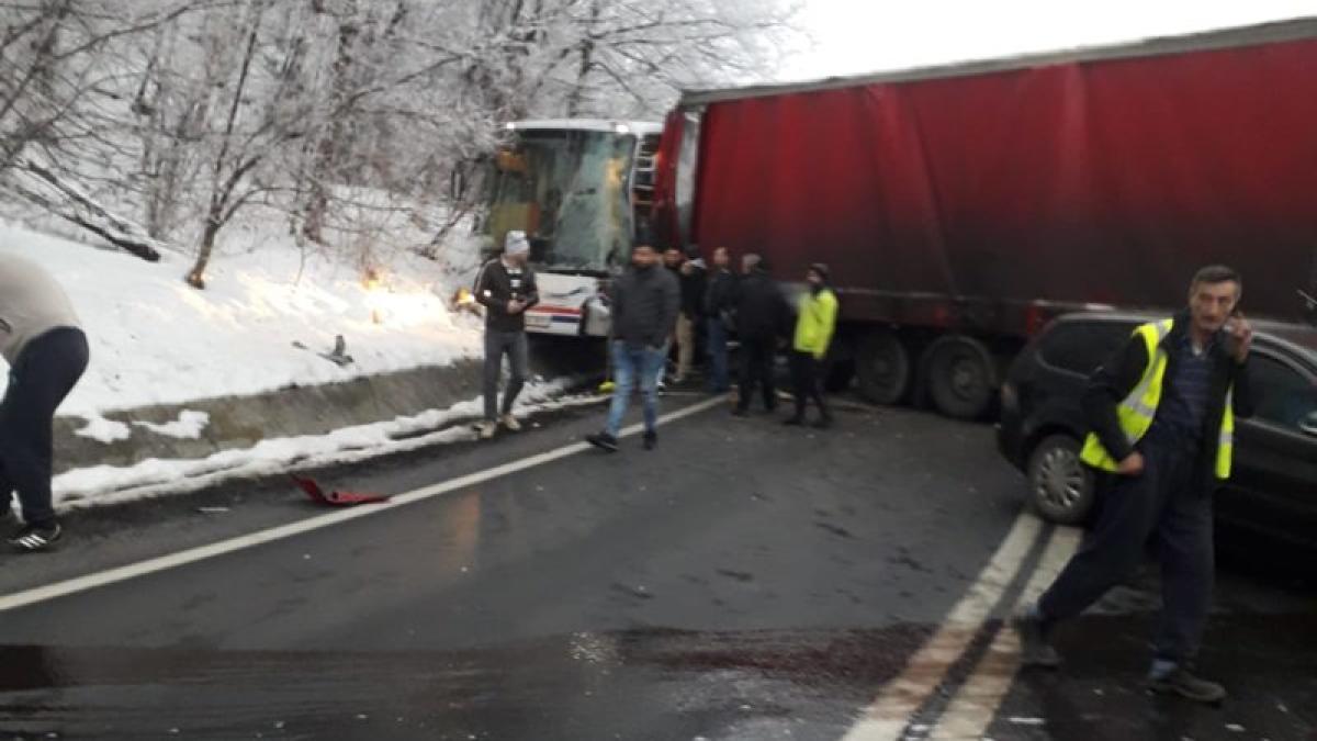 accident_autocar_romani_italia_sibiu