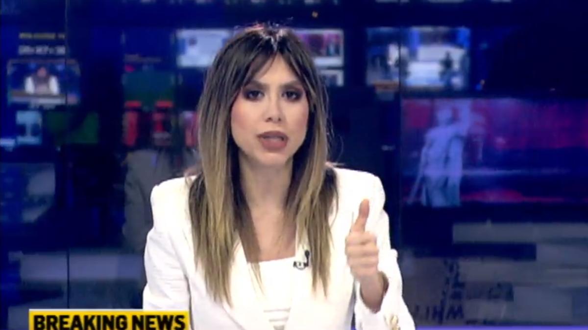 denise_rifai_deget_ridicat_ok