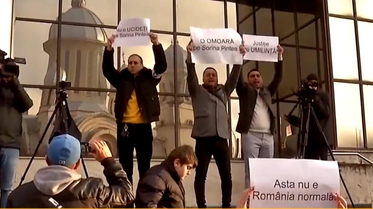 miting_pentru_sorina_pintea