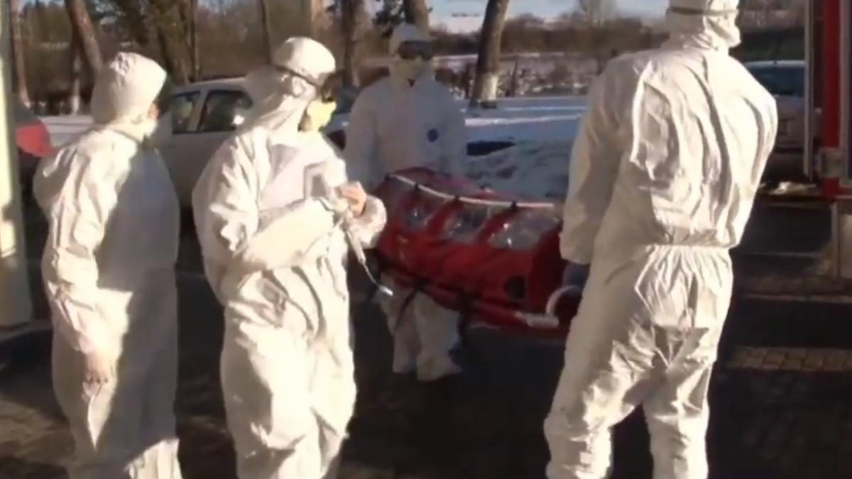 ambulanta_coronavirus_romania_transport_pacient_ilustrativ